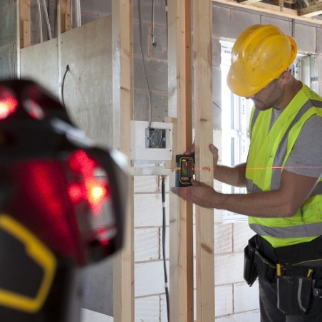 Stanley Multi-Line 360 Rot-Flächenstrahl-Laser, 20 m