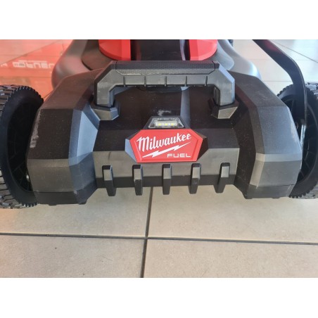 Milwaukee Akku-Rasenmäher MILWAUKEE.MOWER 2x18V M18F2LM46-802 2x8,0 Ah 46 cm