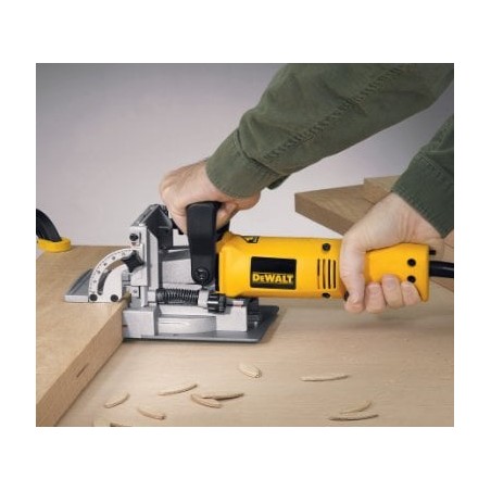 Dewalt DW682K Fräsmaschine, 600 W