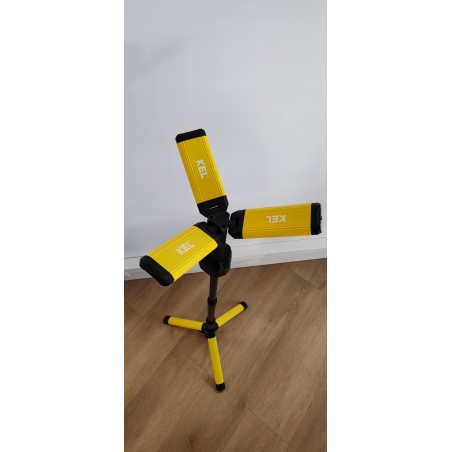 PLASTROL LED-Werkstattlampe mit drei Leuchten auf Stativ LW-3AS