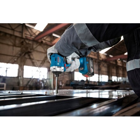 BOSCH SCHLAGBOHRschrauber GDR 18V-215, 2 x 2,0 Ah, 215 Nm, im Koffer