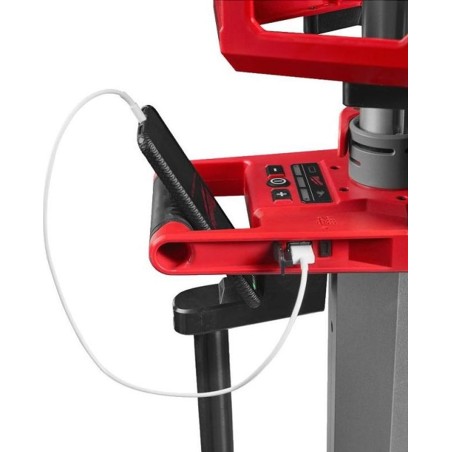 Milwaukee MILWAUKEE.LAMP M18HOSALC-0 6000 lm IP34 STANDMAST AC/DC